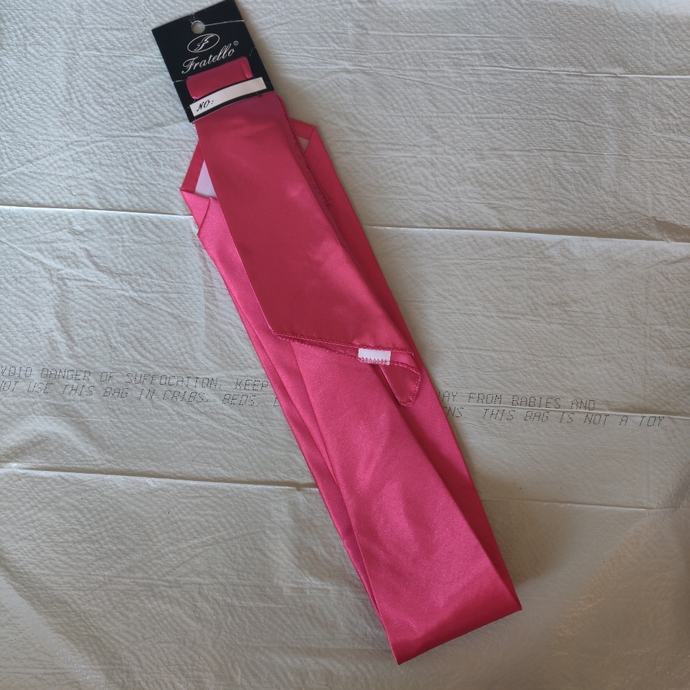 Men's tie